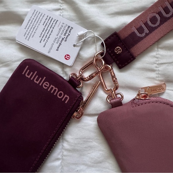 31 Lululemon Dual Pouch Wristlet Wordmark - Garnet Spiced Chai - Picture 6 of 8